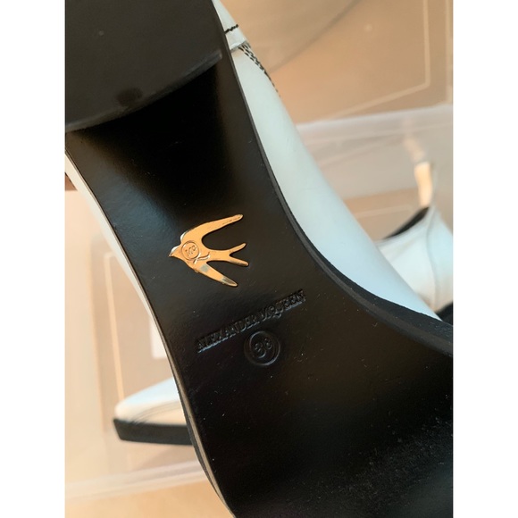 McQ Alexander McQueen Cowboy Ankle Boots - Picture 2 of 4